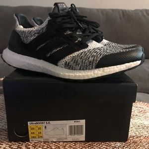Ultraboost x Snearersnstuff Consortium
